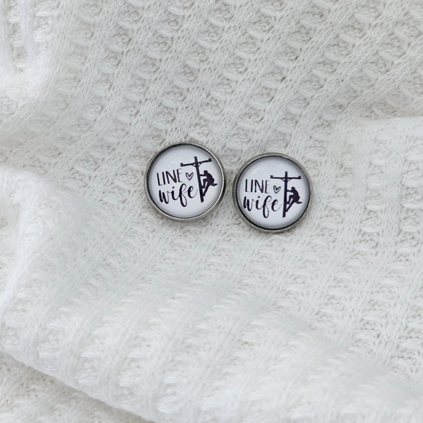Line wife earrings
