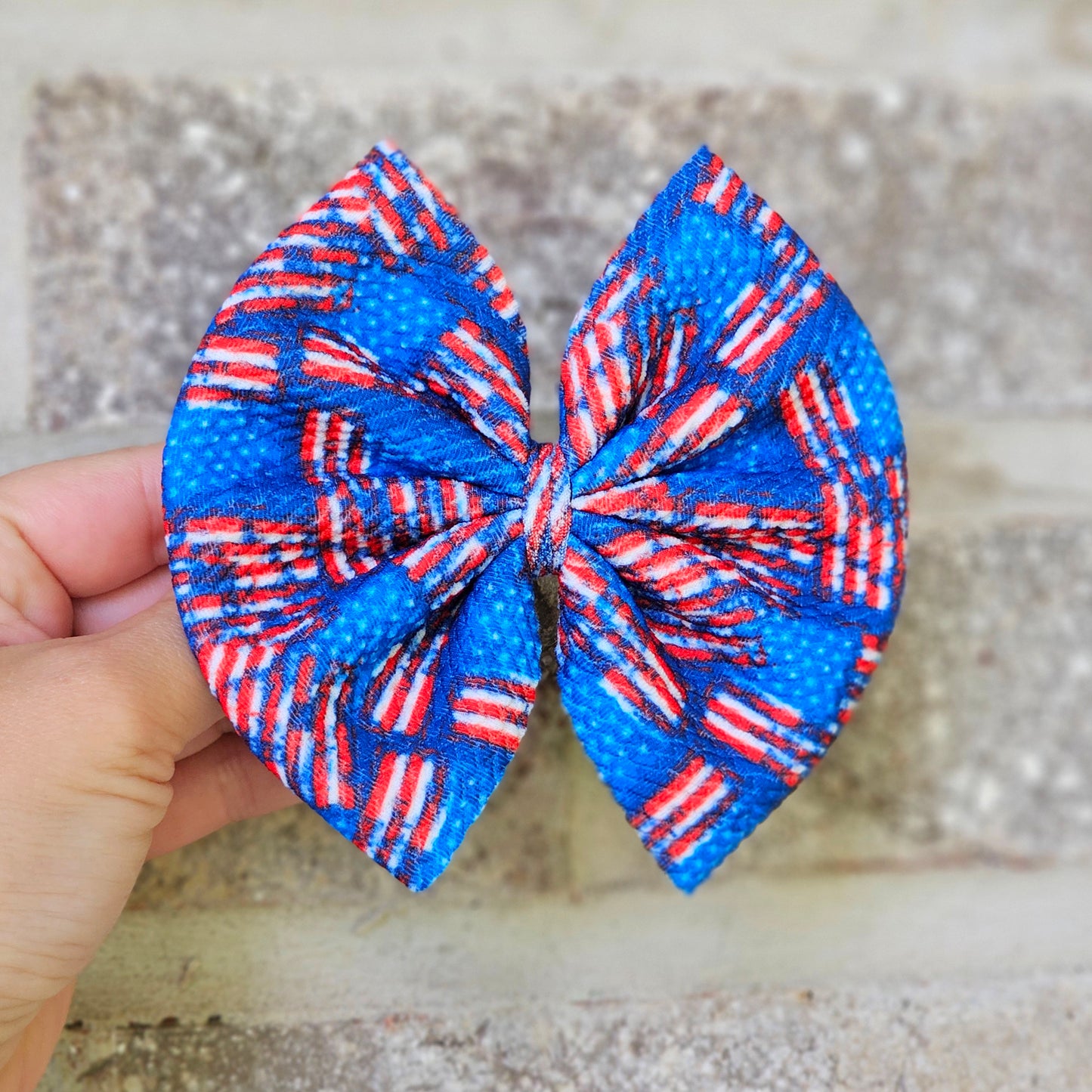 Flag small bow