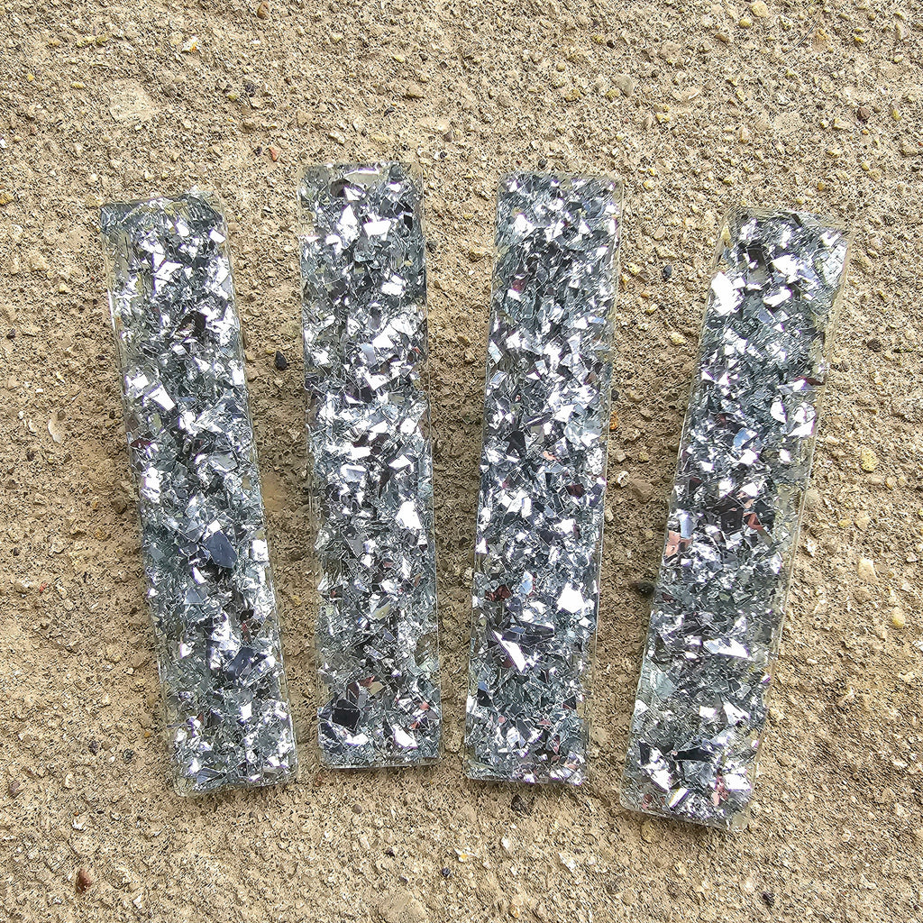 Silver Flake bar clip