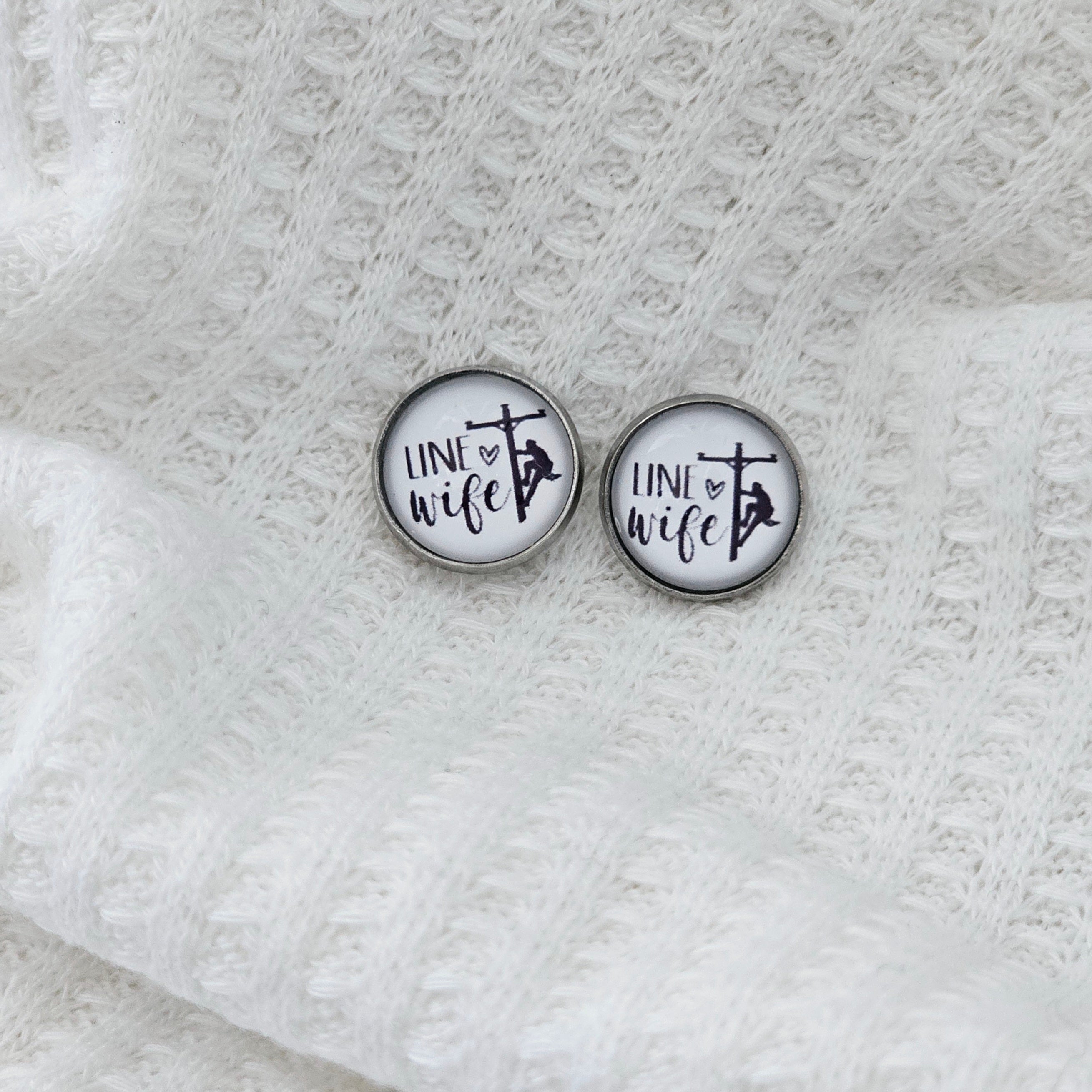 Line wife earrings