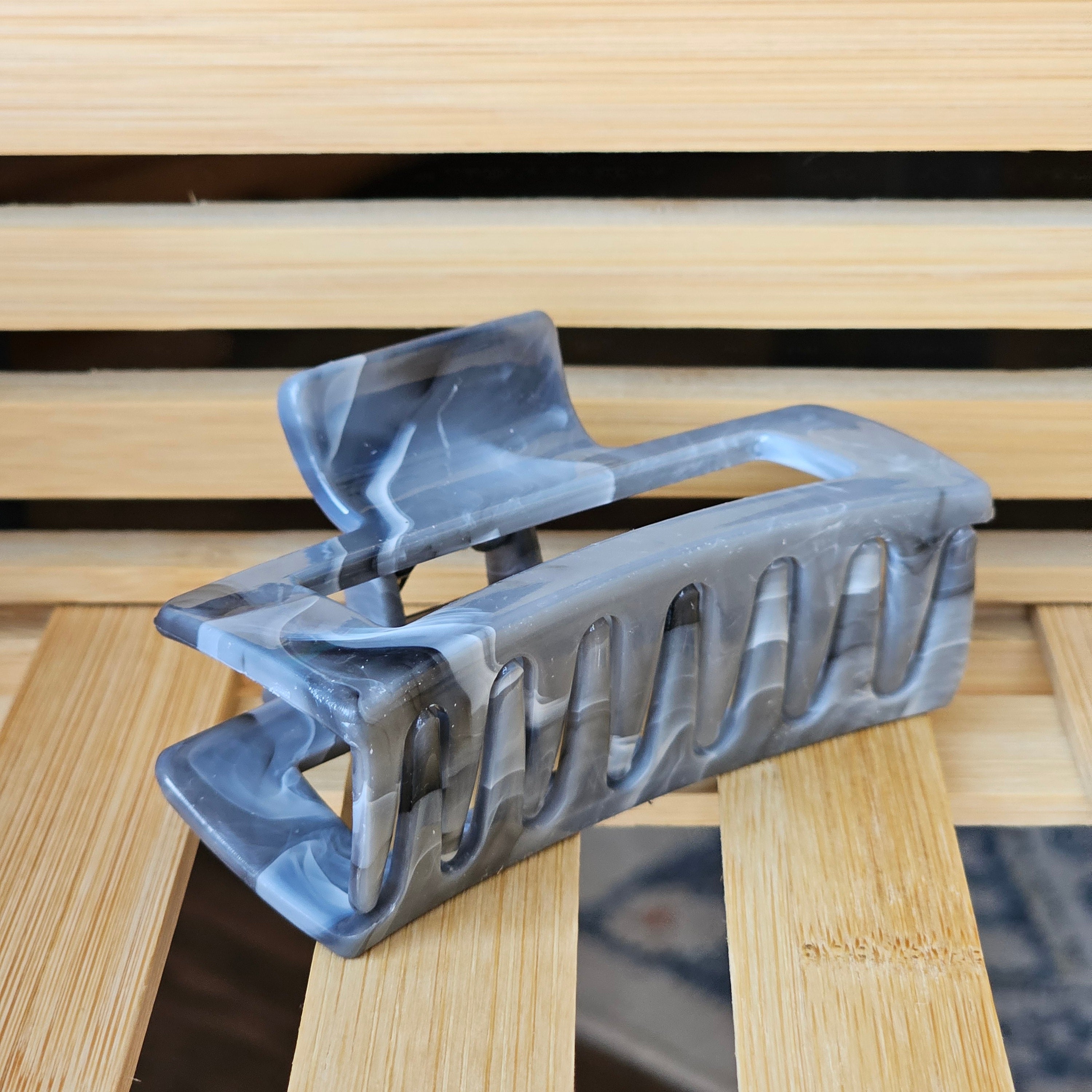 Claw clip large - grey marble