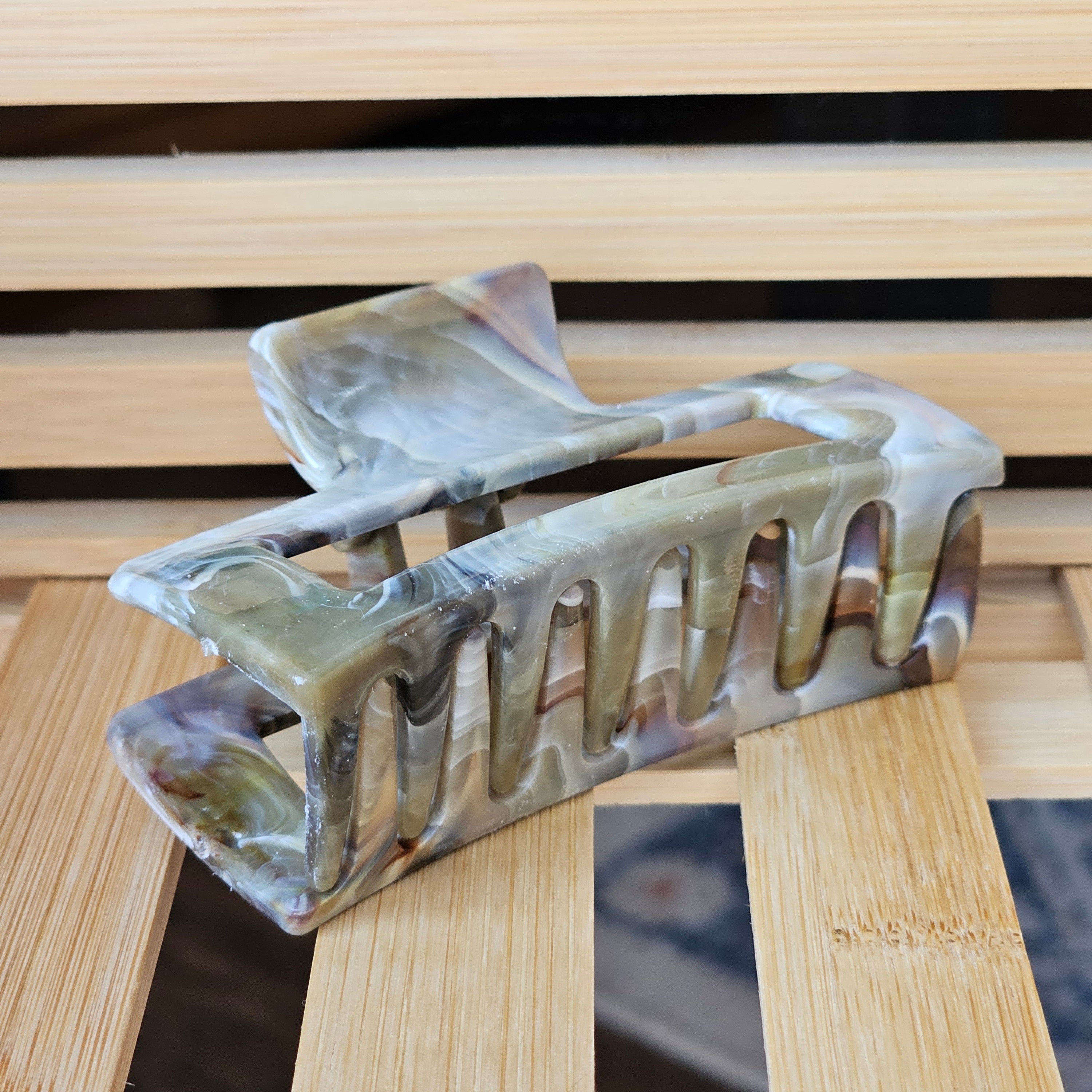 Claw clip large - brown marble