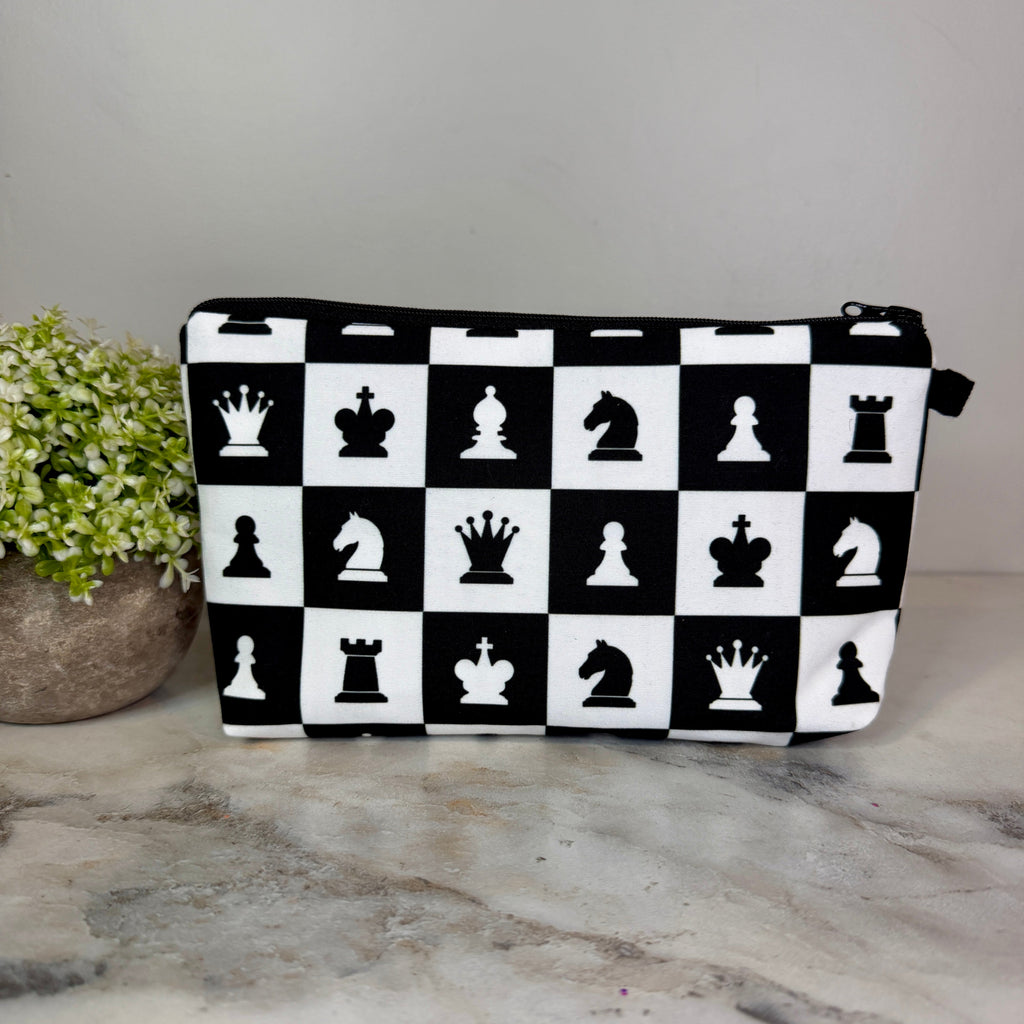 Pouch - Chess