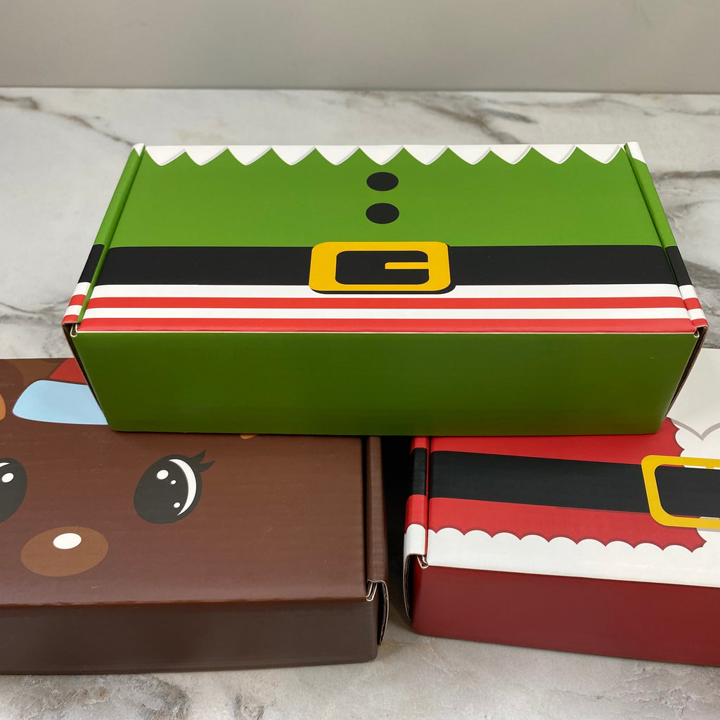 Christmas Gift Box with Crinkle Paper - Medium