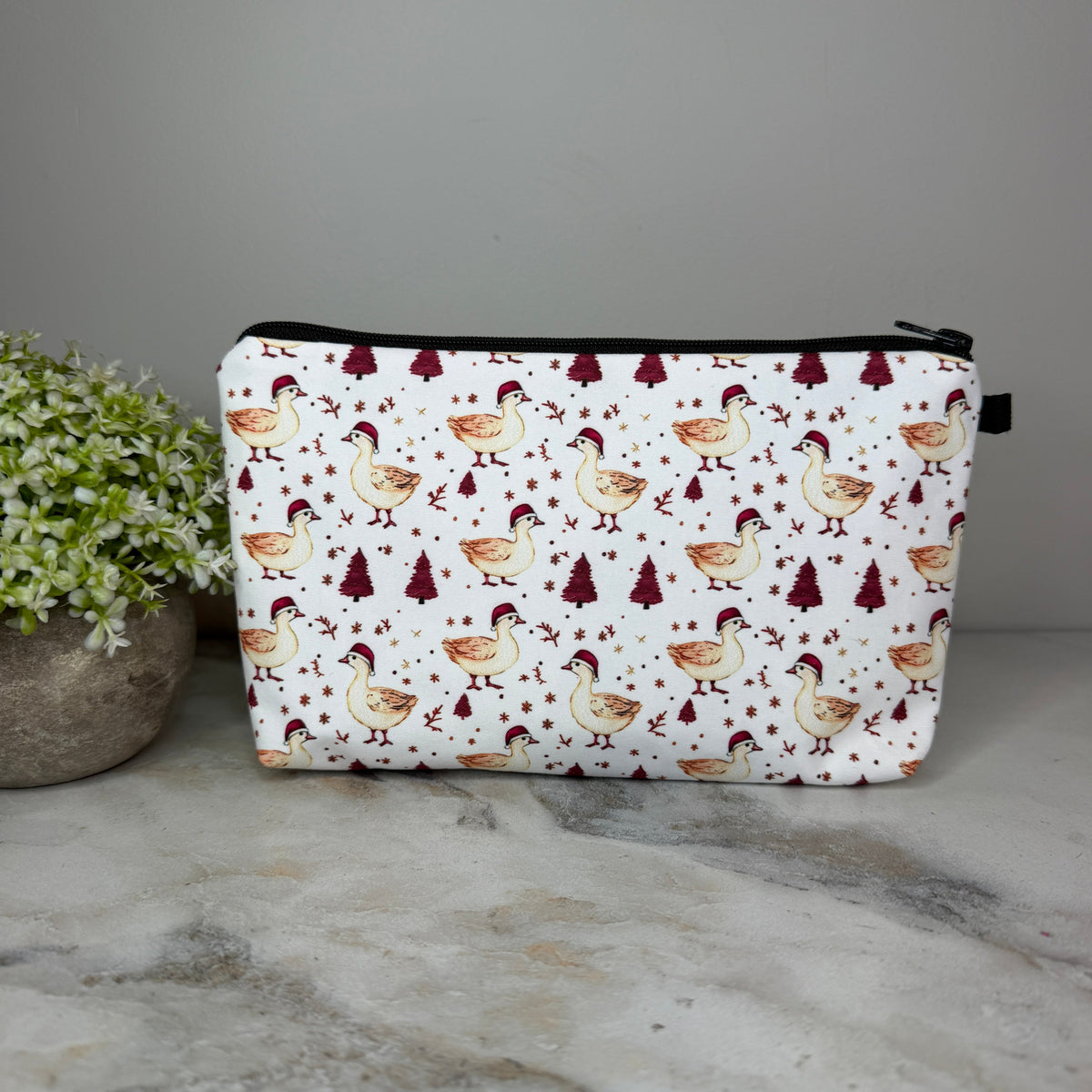Pouch - Christmas - Duck Maroon