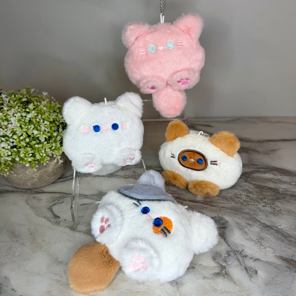 Keychain - Pom Pom Fuzzy Cat Paw Squeeker
