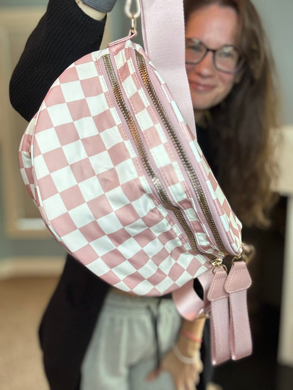 The Roni Nylon Crossbody - Checkered Medium Pink