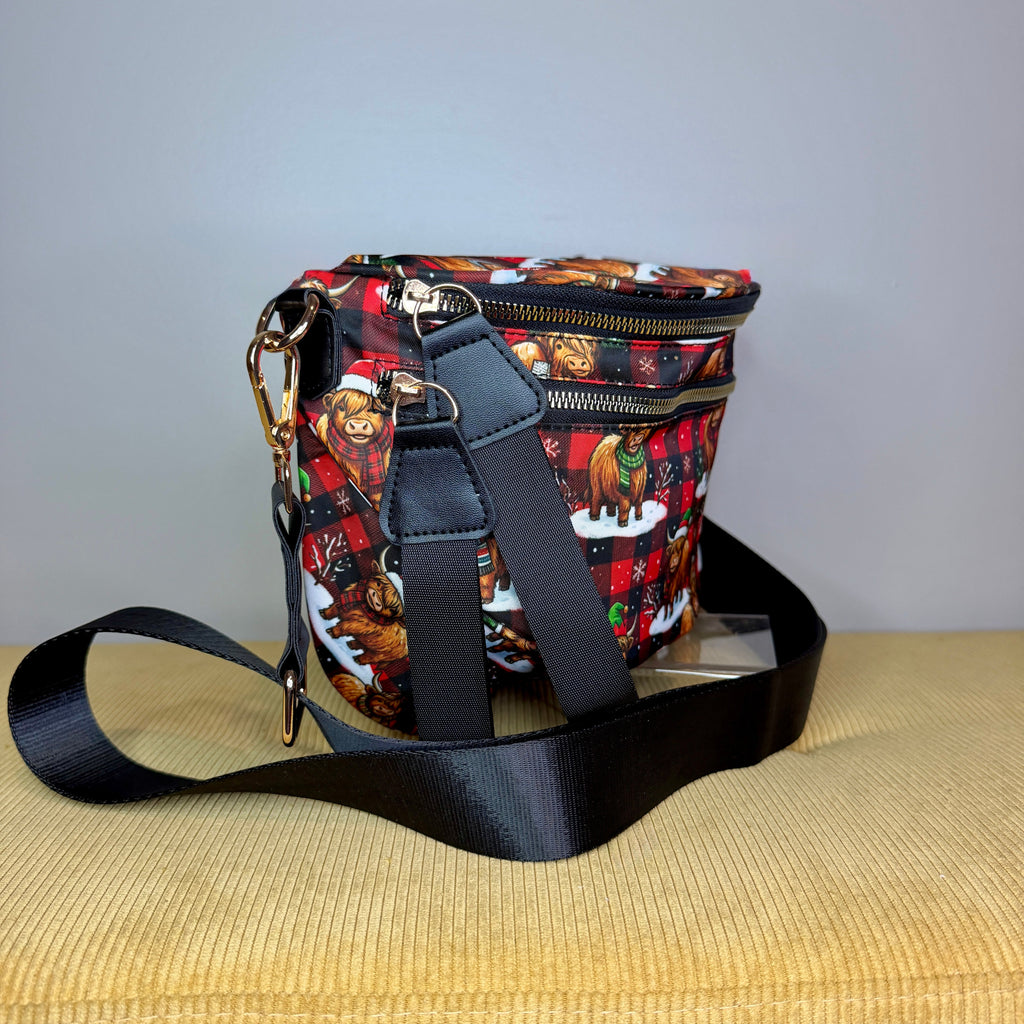 The Roni Nylon Crossbody - Christmas Winter Highland Cow