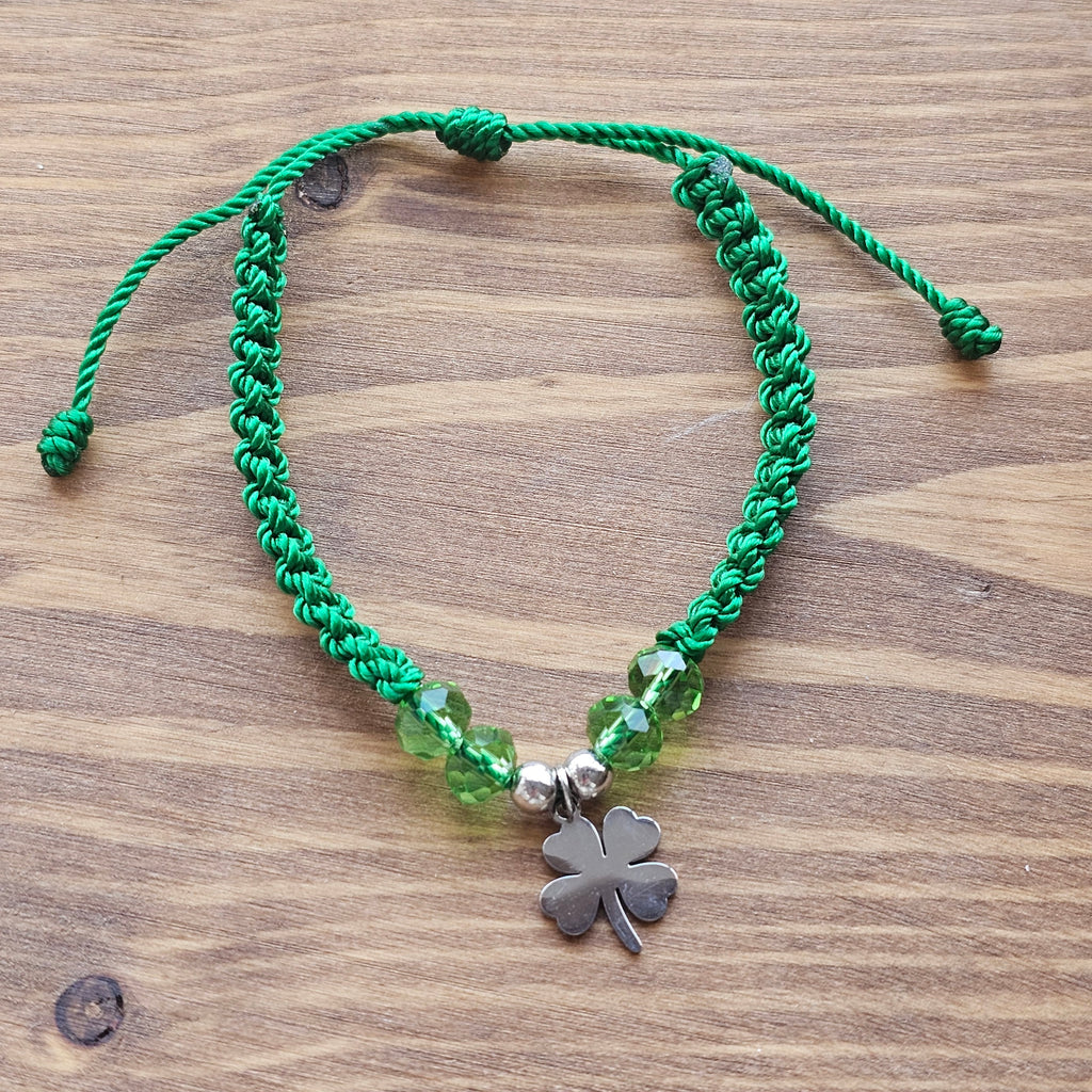 Clover bracelet